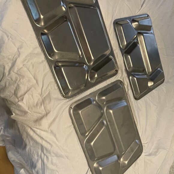 Vintage Stainless Steel Trays - Excellent Condition - Set of 3 - Picture 2 of 6